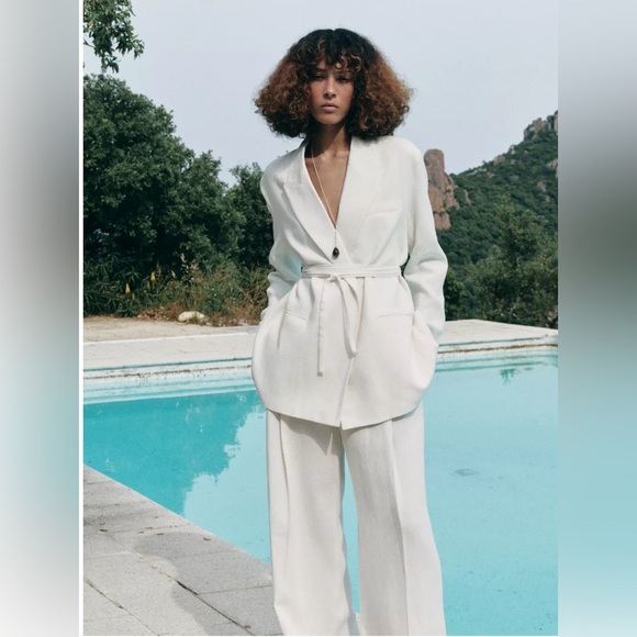 Zara Jackets & Blazers - Zara LINEN BLEND BLAZER ZW COLLECTION